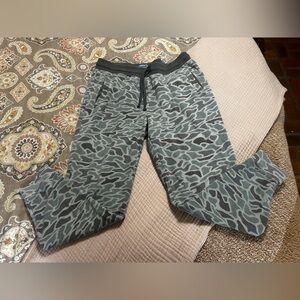 Men’s Burlebo joggers